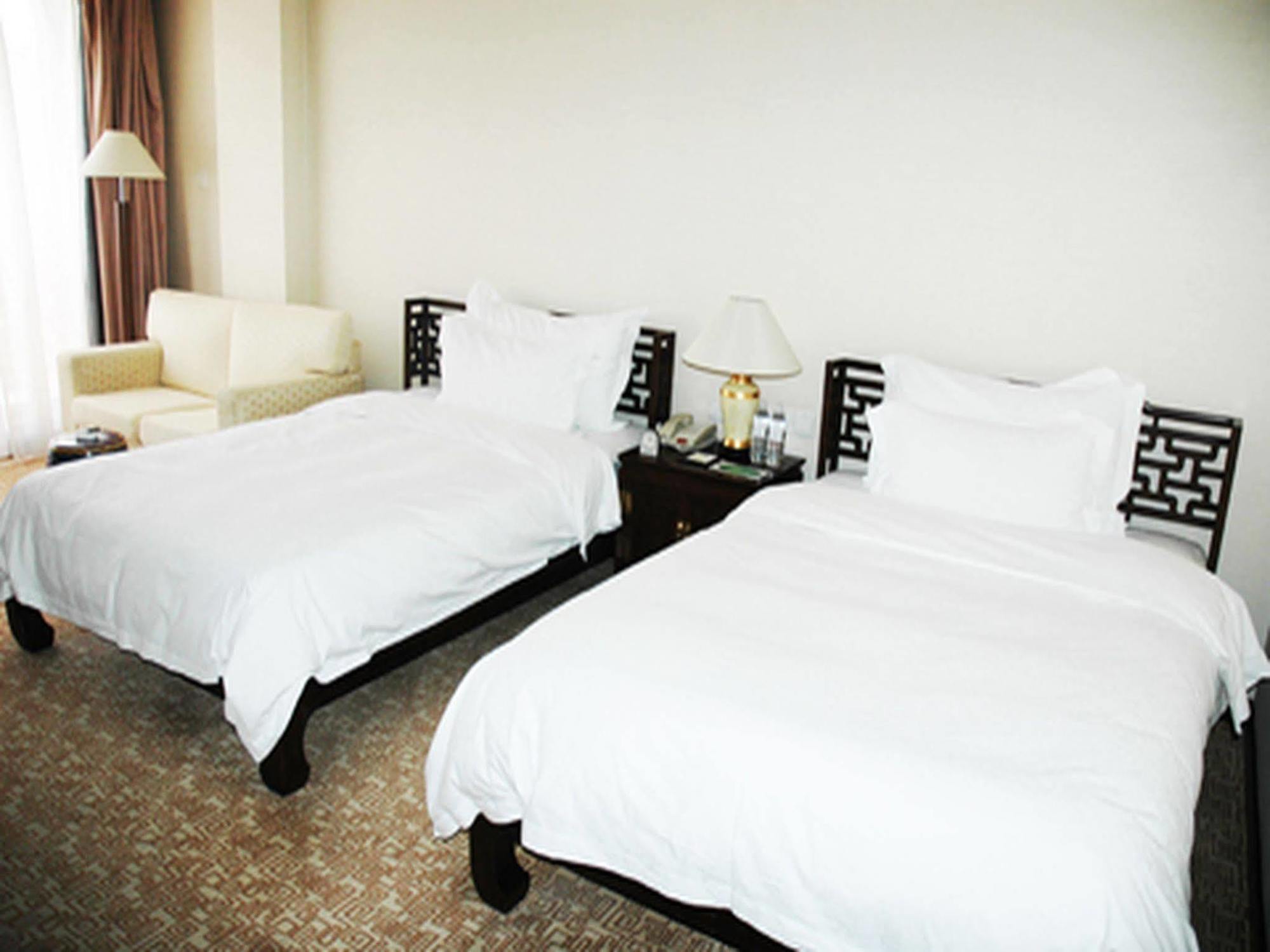 การ์เดน โฮเต็ล Hotel ต้าถง ภายนอก รูปภาพ