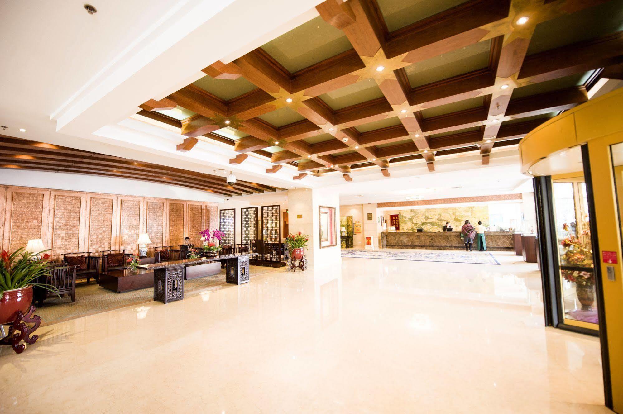 การ์เดน โฮเต็ล Hotel ต้าถง ภายนอก รูปภาพ